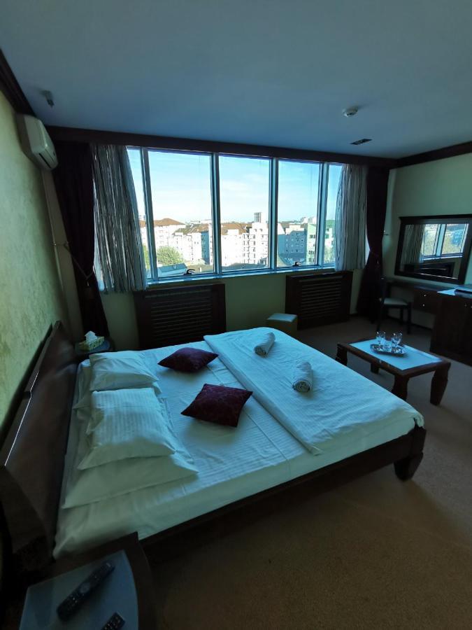Panorama Apartman โนวีซาด ภายนอก รูปภาพ
